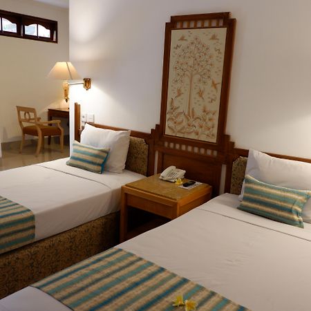 Seminyak Paradiso Hotel Buitenkant foto