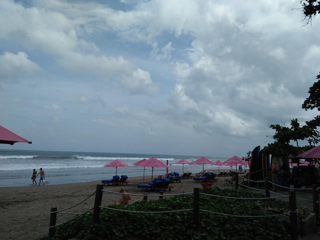 Seminyak Paradiso Hotel Buitenkant foto