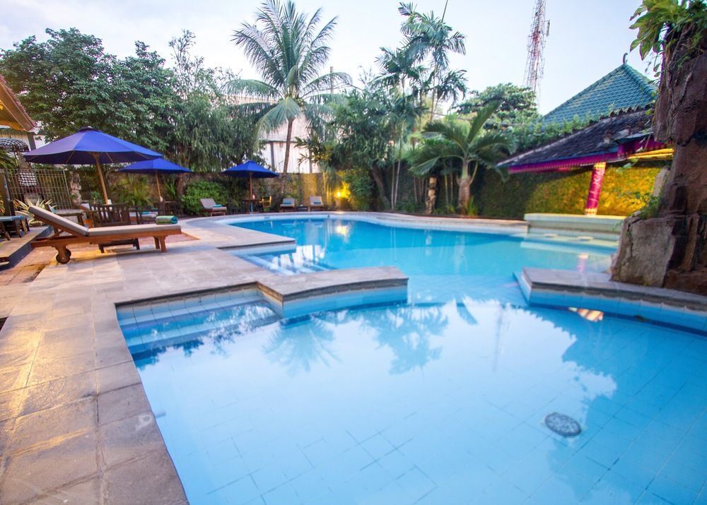 Seminyak Paradiso Hotel Buitenkant foto
